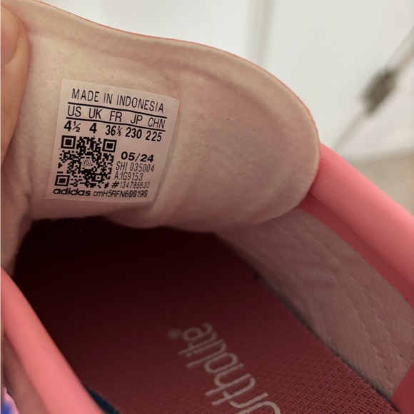 Adidas Gazelle Pink with Blue Stripes - Picture 6 of 7